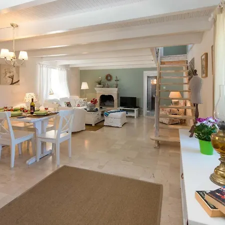 Maritsa Villa